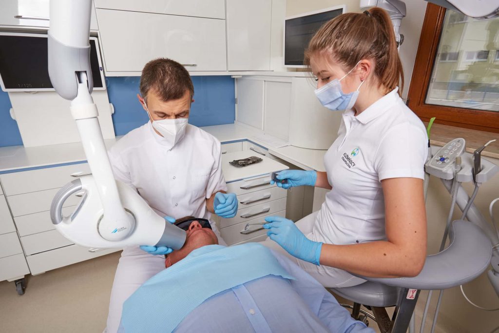 Bonding powierzchni zębów łódź